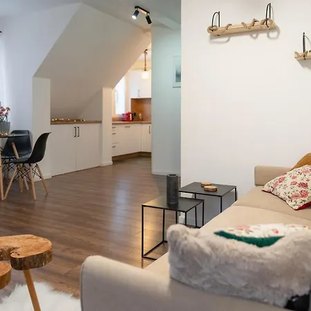 Apartament W Oprawie Natury - Blisko Parku - 6 Osobowy - Space Apart Jelenia Gora